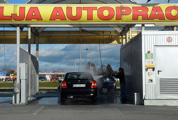 samoposluzna autopraonica