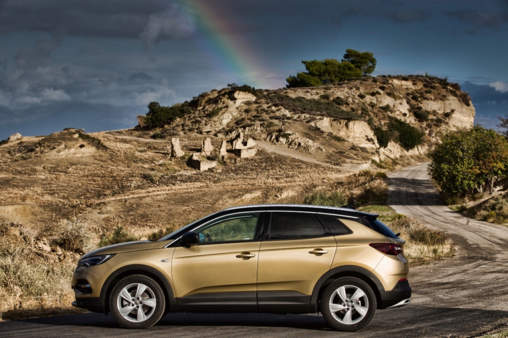 opel_grandland_x_turbo_d_40