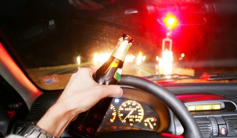 [TEST] Što se događa s vozačima nakon četiri pića?