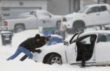 Kako se izvući ako auto zapne u snijegu?
