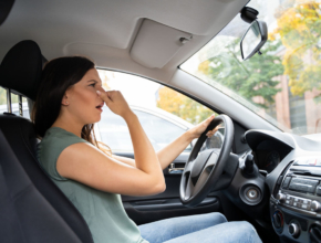Kako ukloniti neugodne mirise iz automobila?