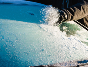 Sve što biste zimi trebali imati u svom autu na jednom mjestu!