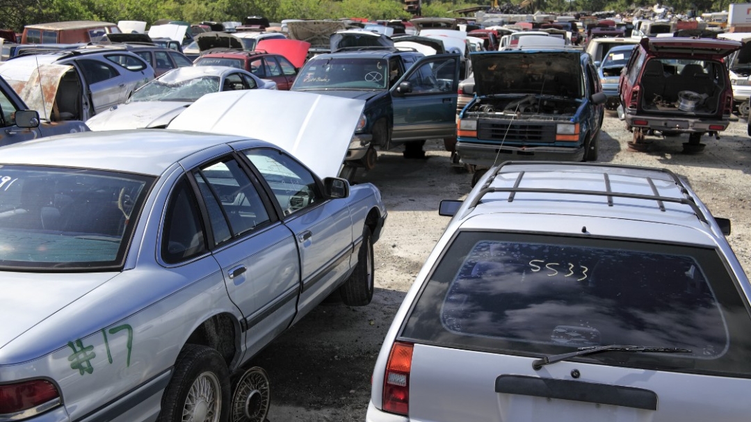 Znakovi da vaš automobil polako umire i da je vrijeme za zamjenu