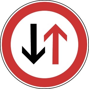 prometni znakovi - prednost